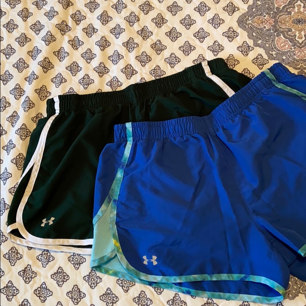Set of 2 Under Armour shorts